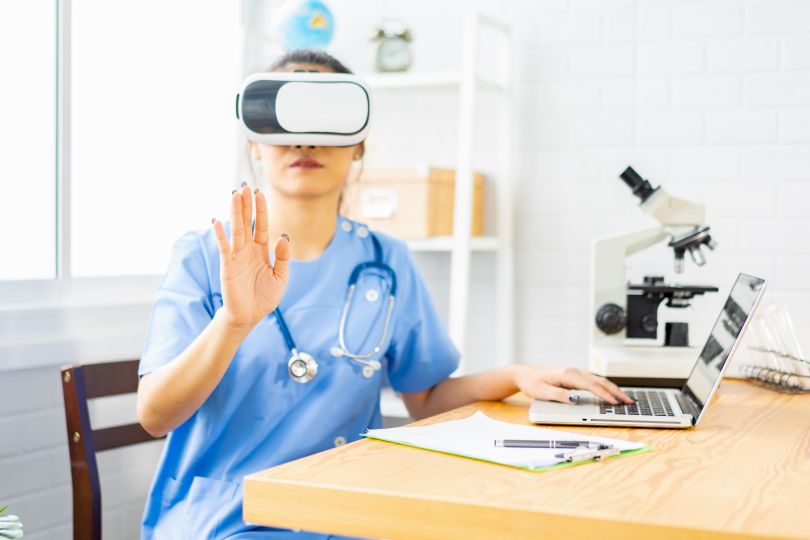 ar vr applications surgery augmented intelligence