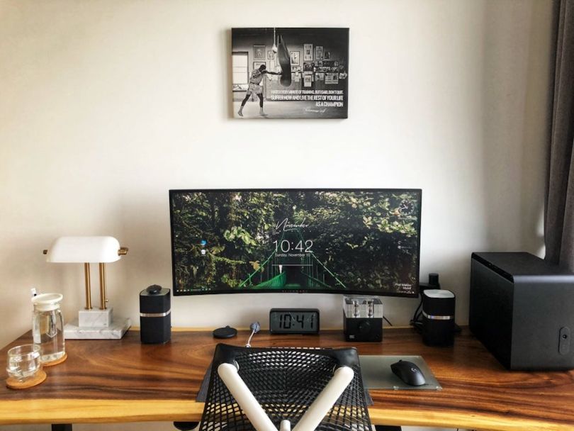 calm wfh battlestation