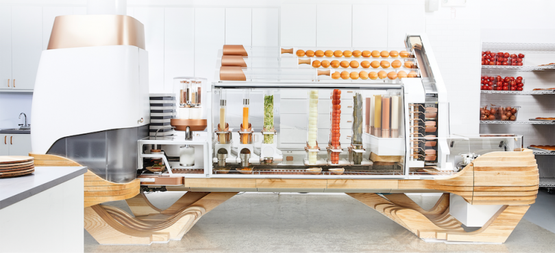Creator Burger robots in restaurants food service