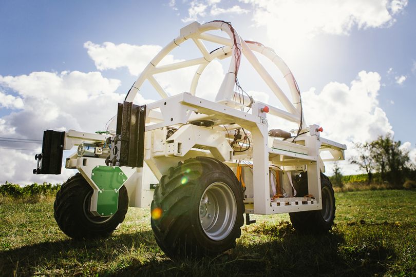 weeding robots farming robot