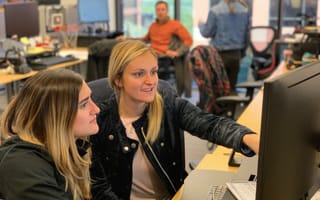 4 Sales Managers Share Creative Ways to Motivate Your Sales Team