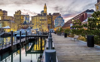The Long Wharf in Boston