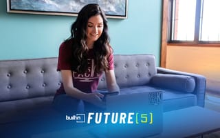 Founder of GeekPack Julia Taylor working on her laptop