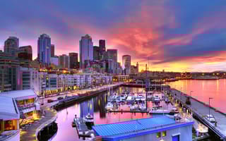 seattle’s skyline at sunset