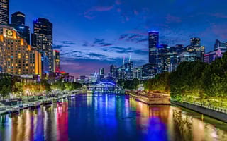 Melbourne at night