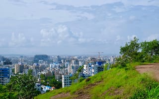 A view of the Pune, India skyline.