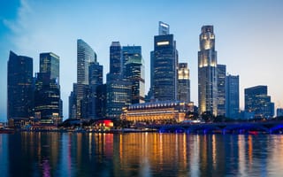 A photo of the Singapore skyline from the bay