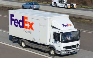 FedEx to roll out last mile delivery bot 