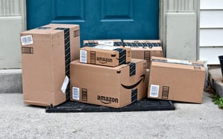 Sidewalk robots to begin delivering Amazon packages