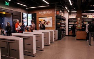 Tech Roundup: RedShelf and G2 Crowd fundings, Amazon opens second cashier-less store, and more
