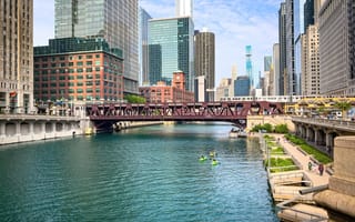 18 Consulting Firms in Chicago Helping Businesses Make Decisions