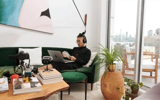 Fiverr Partners With Selina to Help Remote Workers Meet IRL