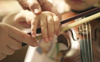 Trala violin lessons app funding