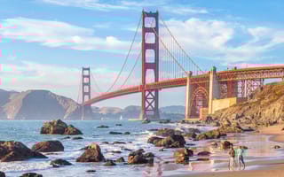 Panoramic view of the Golden Gate Bridge