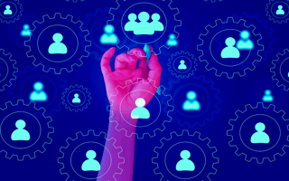 An operations manager interacting with gears that have people icons on them.