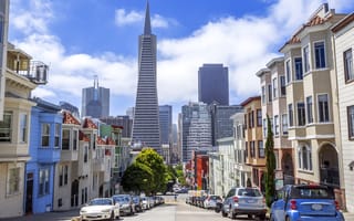 Montgomery Street and the skyline of downtown areas of San Francisco