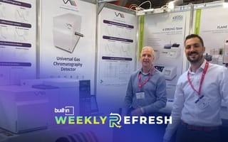 VUV Analytics’ staff at a convention.