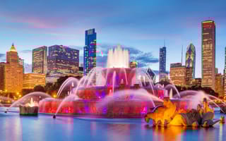 The Chicago skyline and Buckingham fountain.