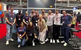 ‘A Synergy That’s Hard to Beat’ — What Fuels A Supportive Team Culture at dbt Labs