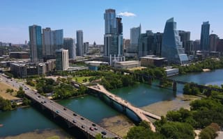 An aerial view of the downtown Austin, Texas skyline.