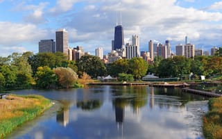 A photo of the Chicago skyline is shown.