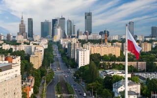 Warsaw skiyline.