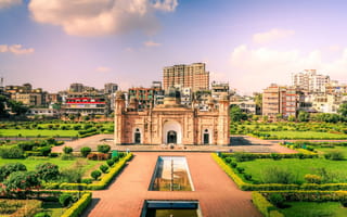 Landscape photo of Aurangabad.
