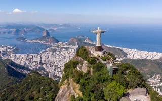 Christ the Redeemer statue overlooking Rio de Janeiro
