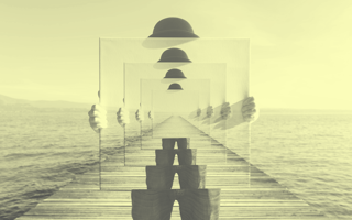 An infinite regression with a mirror