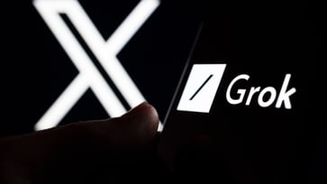 With Grok 4, Elon Musk Promises a Smarter, More Capable AI. Does it Deliver? Thumbnail
