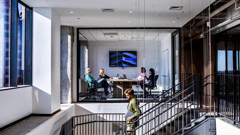 Office%204%20%282%29.jpg