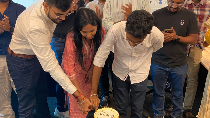 Chennai%20cake%20cutting%20.jpg
