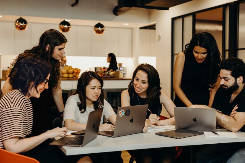 AlphaSights' Tricia Maia and her team