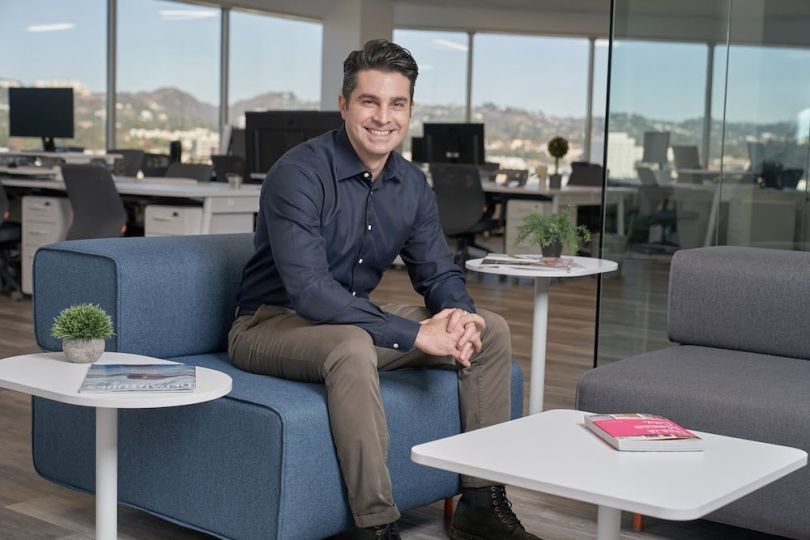 The fintech platform leverages proprietary data to provide immigrants and undocumented people with a wide range of resources including banking accounts, english classes, telehealth services and more.