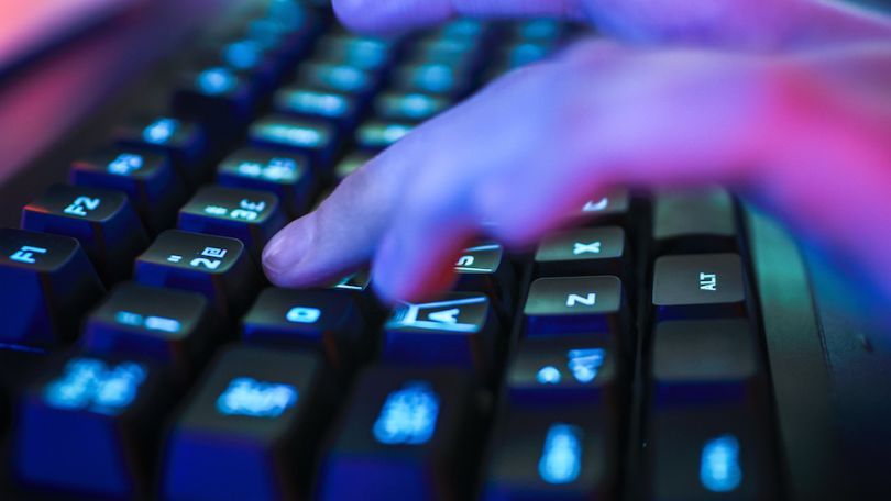 Hands on a keyboard