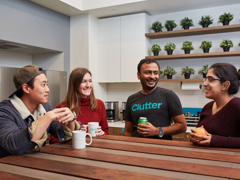 Clutter workers in the office
