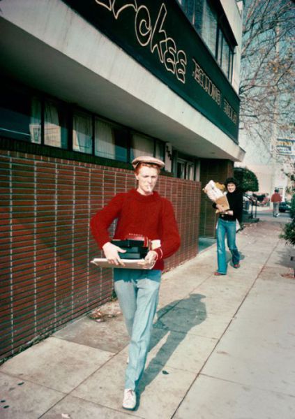Fascinating Historical Picture of David Bowie in 1975