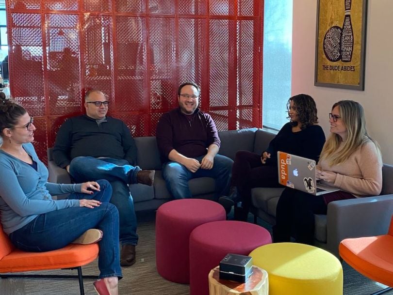 Duda team chatting