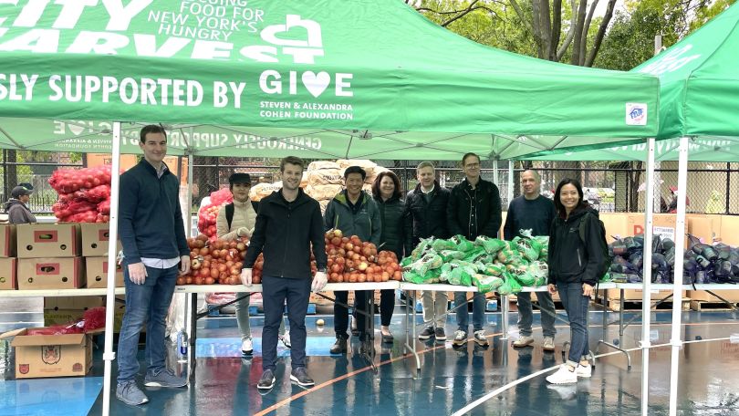CrowdStreet team members volunteering. 