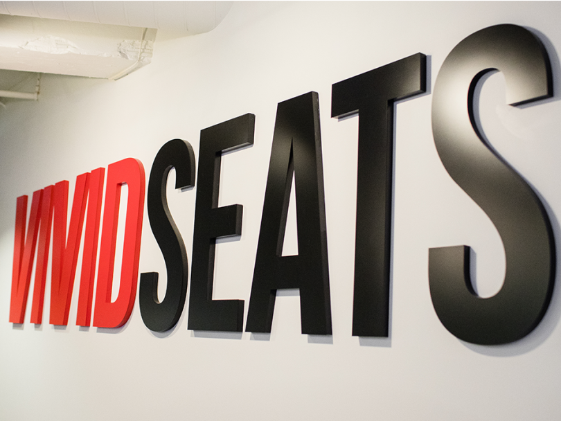vivid seats logo