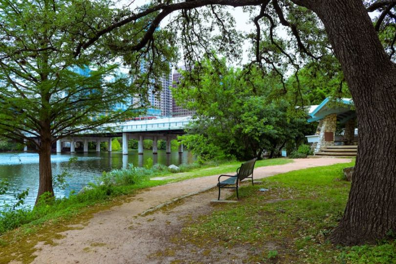 town lake trail austin