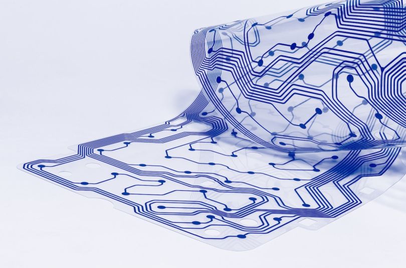 Stock photo of a flexible electronic circuit board. | Photo: Shutterstock