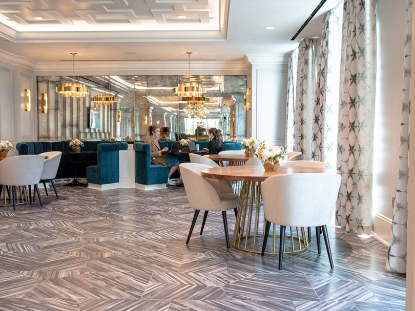 kendra scott cool office spaces