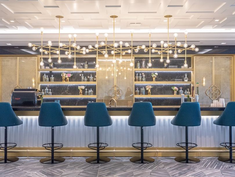 Bar at Kendra Scott