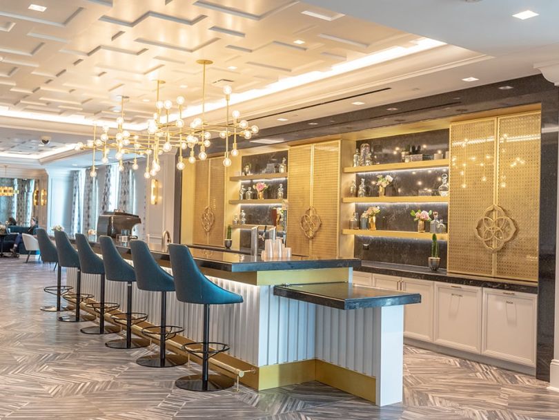 Bar at Kendra Scott