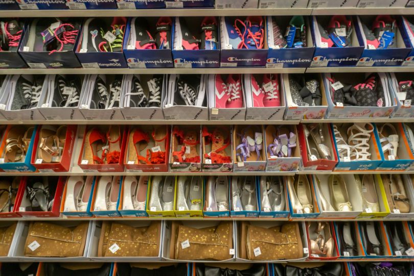 payless shoes business intelligence applications examples