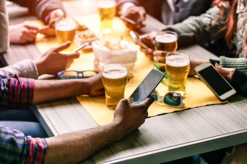 seattle tech events drinking beer and networking