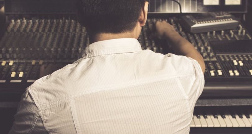 Mixing audio at soundboard