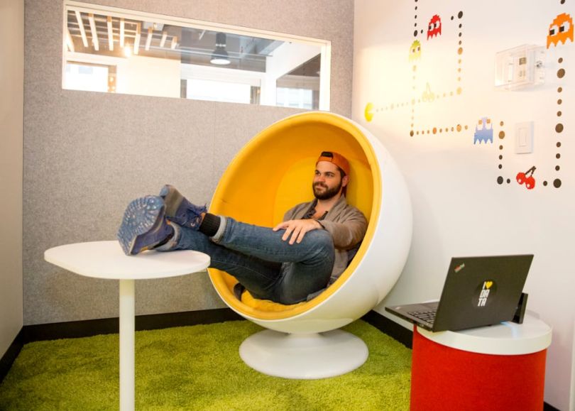 Sisense chair