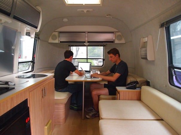 Square root air stream